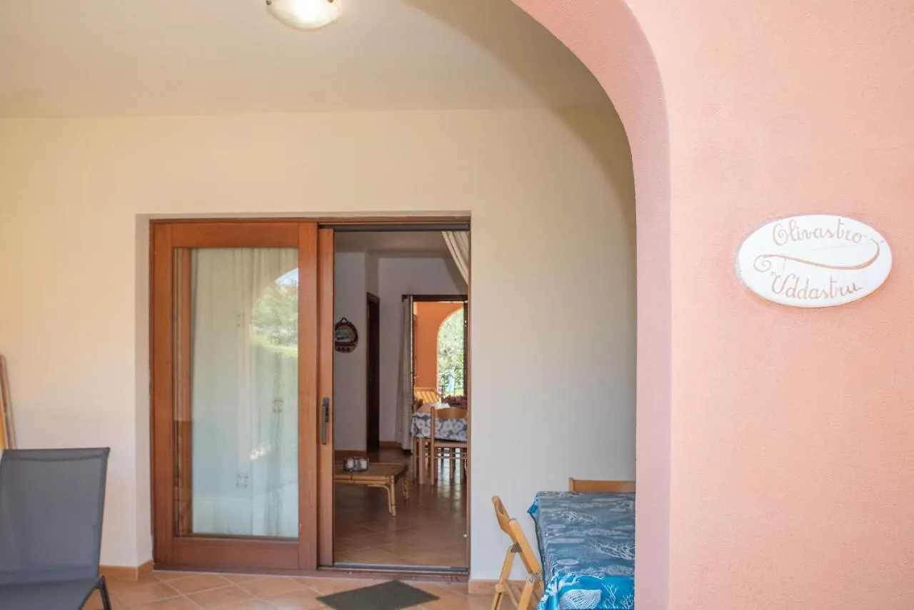 Villetta Olivastro San Teodoro  Villa San Teodoro (Sardinia)